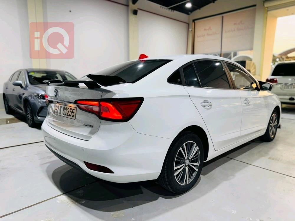 MG 5